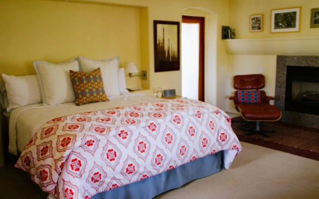 Inn Paradiso