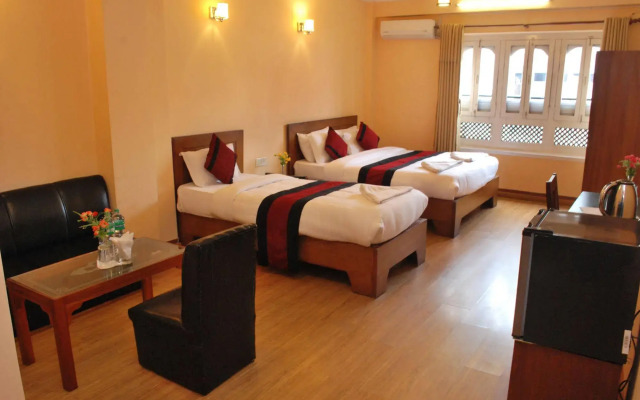 Hotel Happy Home
