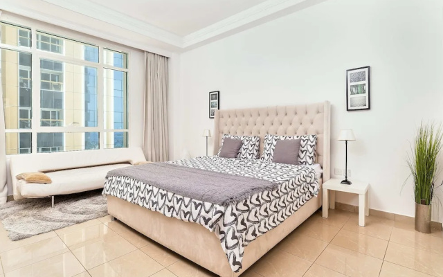 Cozy 1BR apartment Marina Crown