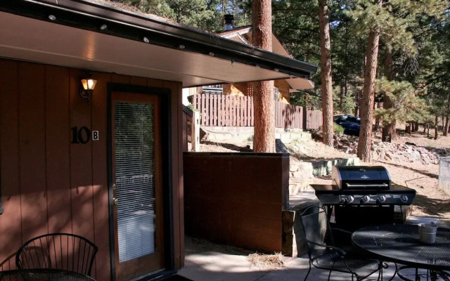 Timber Creek Chalets: 10B