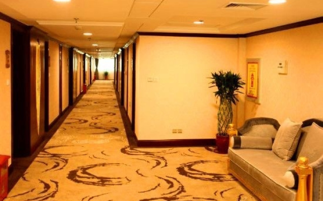 Huanghe Grand Hotel