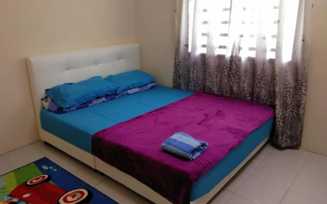 R-Fa Homestay