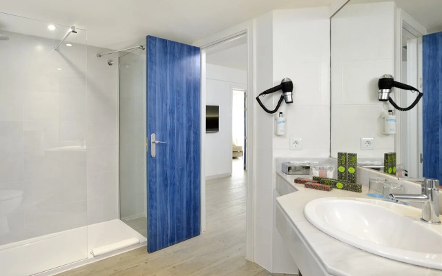Отель Sol House Mallorca