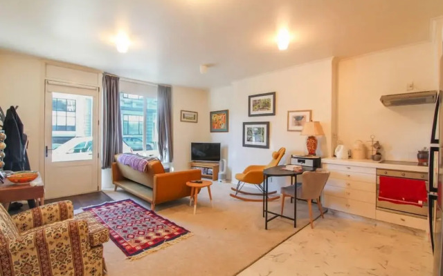 Funky Inner-City Apartment