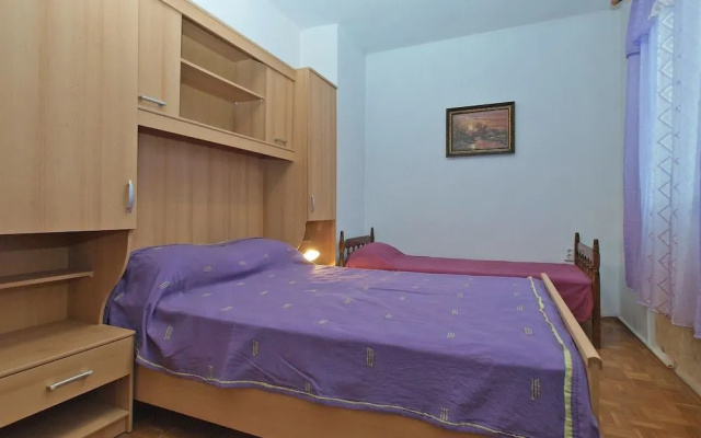 Apartment 1775