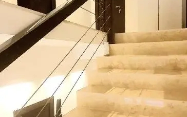 Studio 22