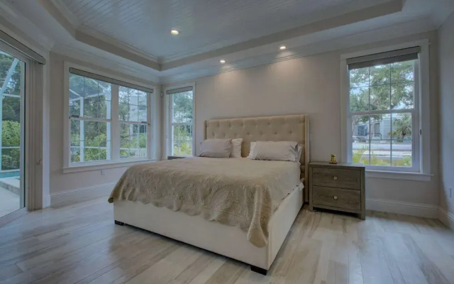 Shell Beach Hollow
