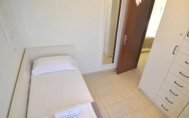 Zennova 63 Nikiti Summer Apt