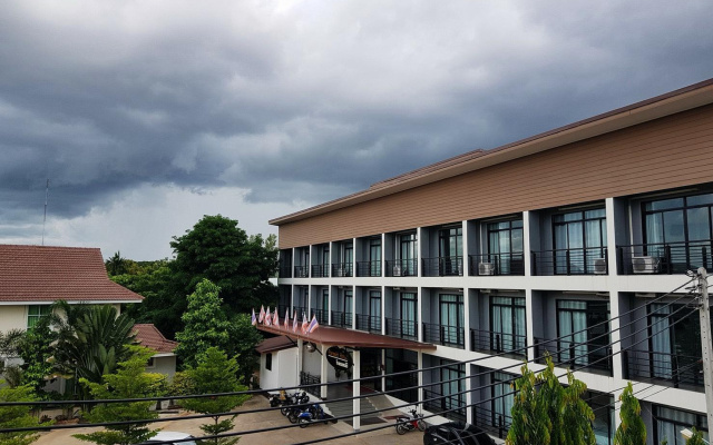 Pornsiri Hotel Sisaket