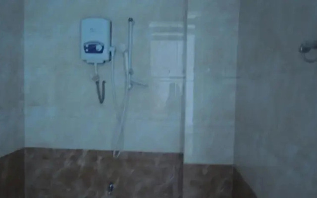 Nhat Van Hotel 1