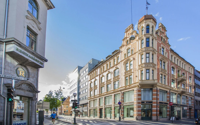 Saga Hotel Oslo Central вид на фасад