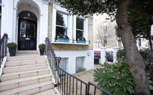 Отель A Place Like Home - Elegant flat in South Kensington Великобритания, Лондон - отзывы, цены и фото номеров - забронировать отель A Place Like Home - Elegant flat in South Kensington онлайн вид на фасад