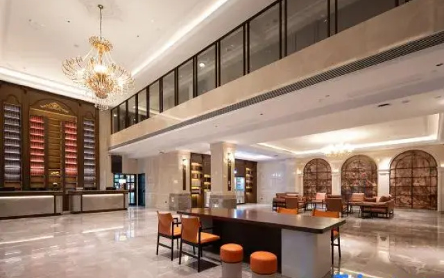 Vienna International Hotel (Zhangjiajie National Forest Park Branch)