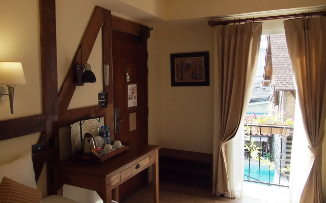 Le Charcoa Hotel