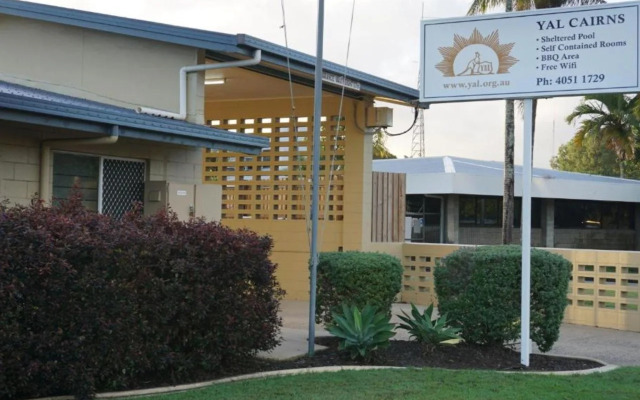 YAL Cairns - A Motel that makes a difference