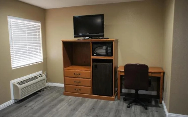 Executive Inn Deming
