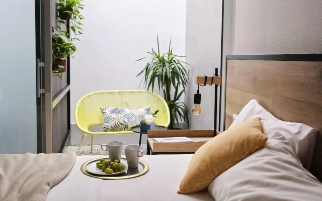 Sweet Sevilla Suites - Smart Hotel