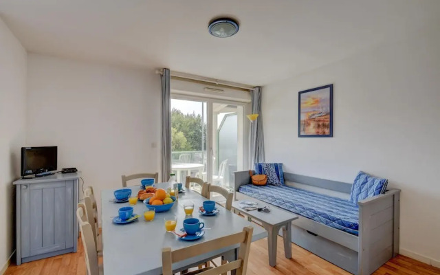 Coastal Apartment Near Marina