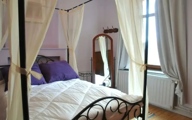 Holiday Home in Bastogne With Sauna & Bubble Bath