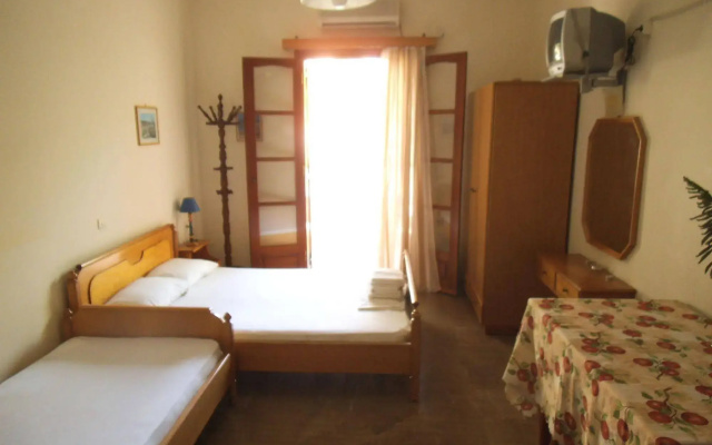 Villa Xenos Studios & Apartments