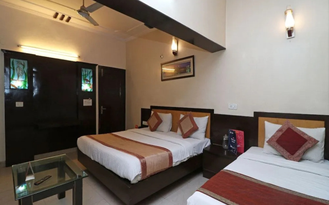 Hotel Mahajan Palace