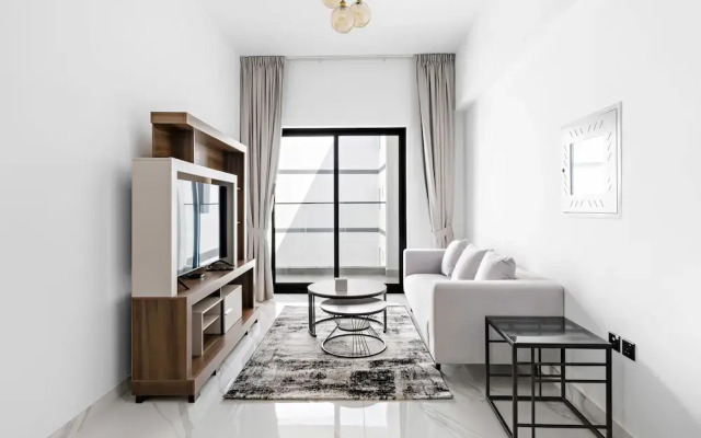 Modern 1-bedroom Apart With Pool gym and Hammam