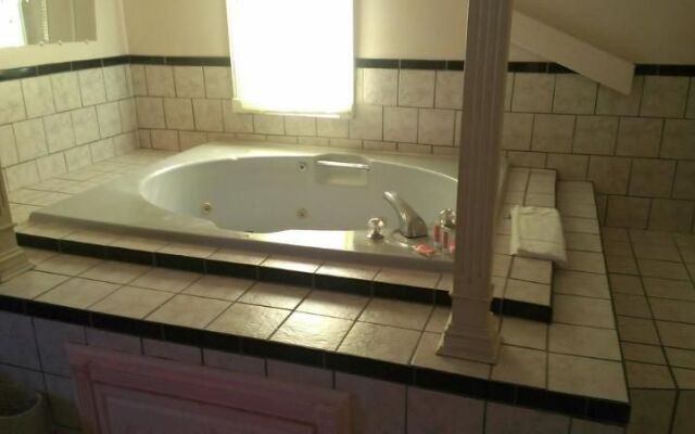 Econo Lodge Norwalk