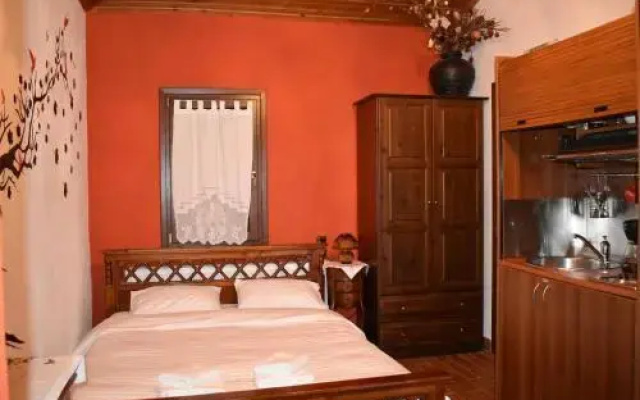 Guesthouse 4 Epoxes