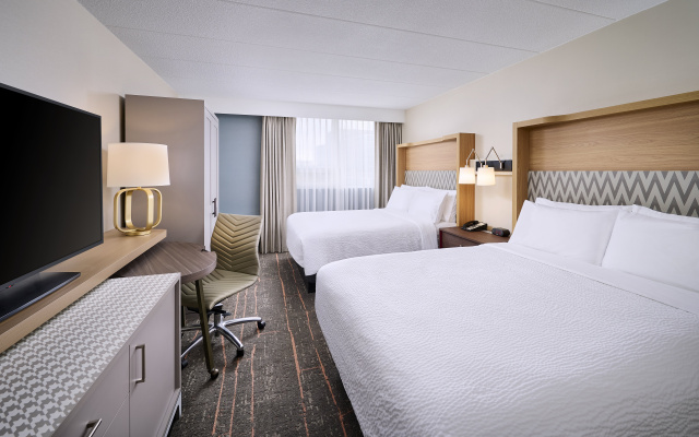 Holiday Inn Burlington Conference Centre by IHG