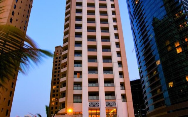 Movenpick Hotel Jumeirah Beach вид на фасад