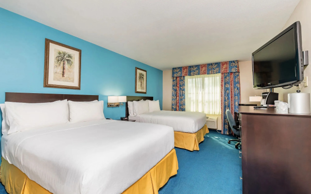 Holiday Inn Express & Suites Kendall by IHG