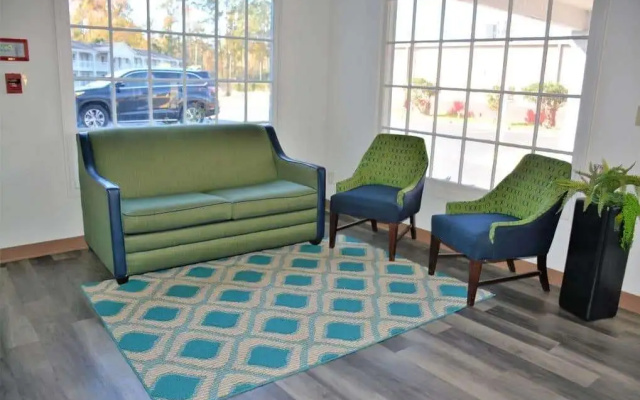 Travelodge by Wyndham Walterboro