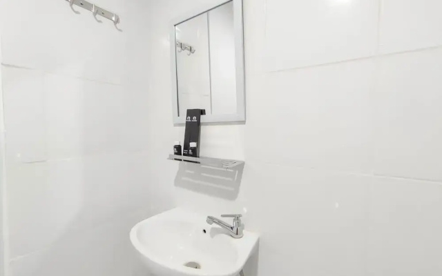 Good Deal 1Br At Paltrow City Apartment
