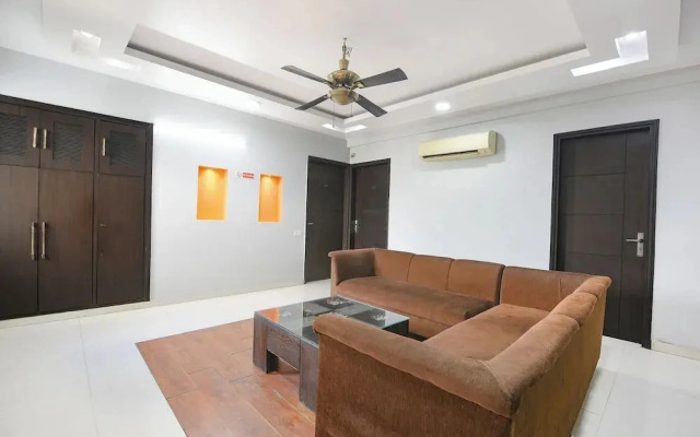 FabHotel AVF Suites - 500 Meters From UNITECH CYBER PARK