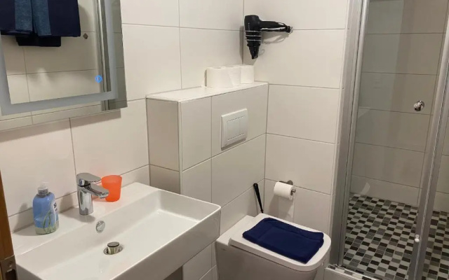 La- Apartment