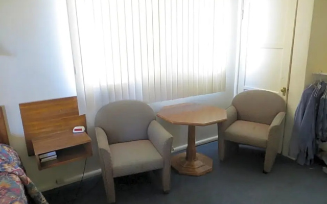 Sheffler's Motel