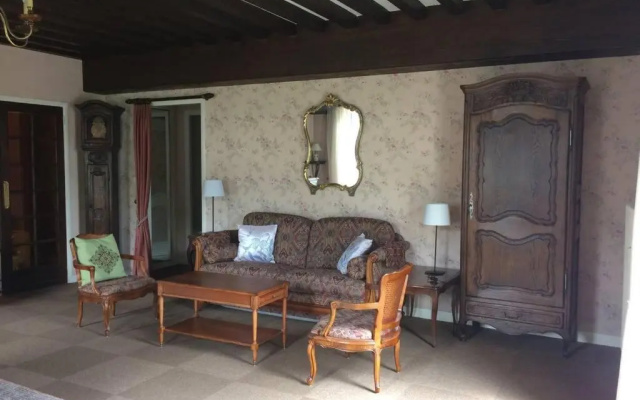 Appartement spacieux 78m2 plein centre, balcon, jusqu’à 6 personnes