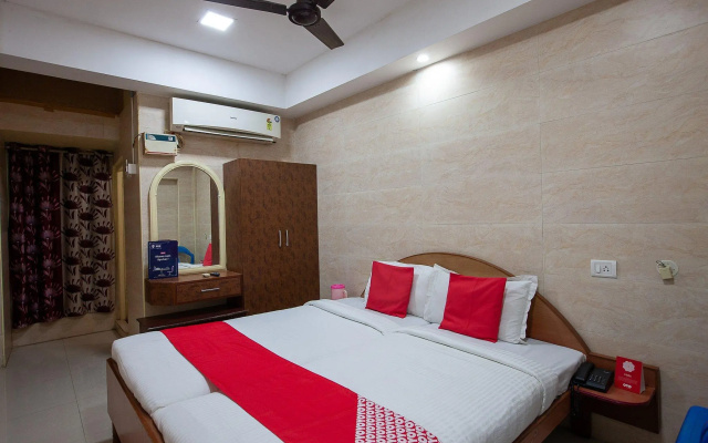 OYO 24963 Hotel Sudha Inn