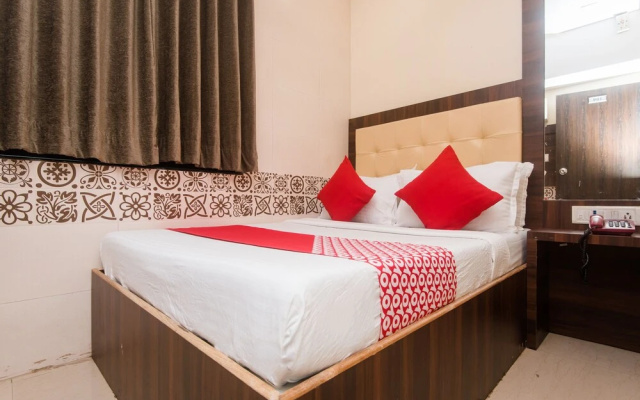 OYO 15533 Hotel Kalpana Residency