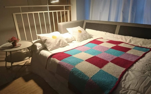 Fantastic apartment with private patio BEACH 10 mins walk