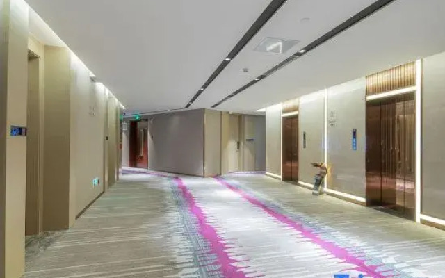 Longzeju International Hotel