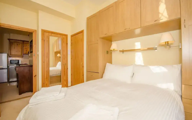 Braemar Apartment