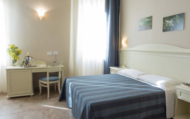 Hotel le Muse Сиракуза комната для гостей