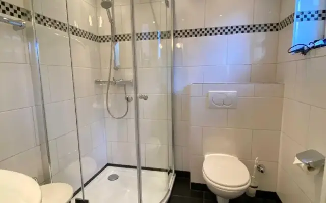 App 3