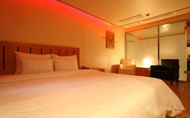Prince Hotel