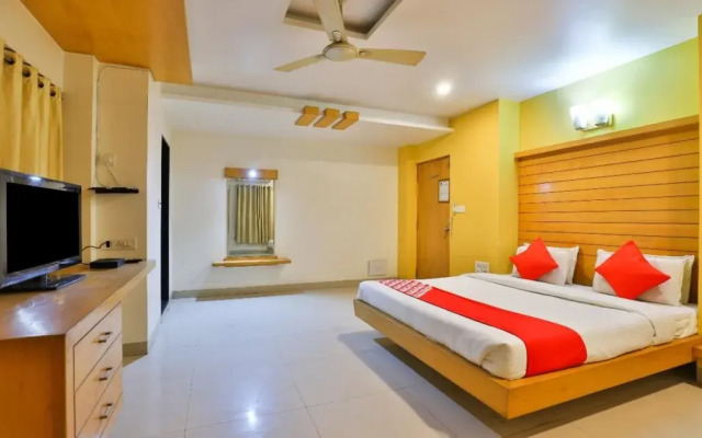 Hotel Summit By OYO Rooms