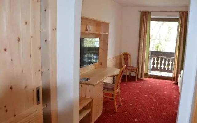 Berggasthaus - Pension Urzn