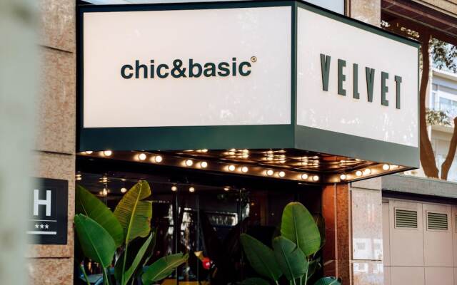 Отель Chic & Basic Velvet Испания, Барселона - отзывы, цены и фото номеров - забронировать отель Chic & Basic Velvet онлайн вид на фасад