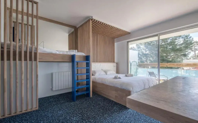 Studio design au pied de la gare de la Baule