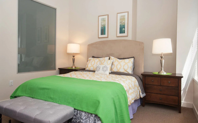 Отель Sunshine Suites At Main St США, Лос-Анджелес - отзывы, цены и фото номеров - забронировать отель Sunshine Suites At Main St онлайн